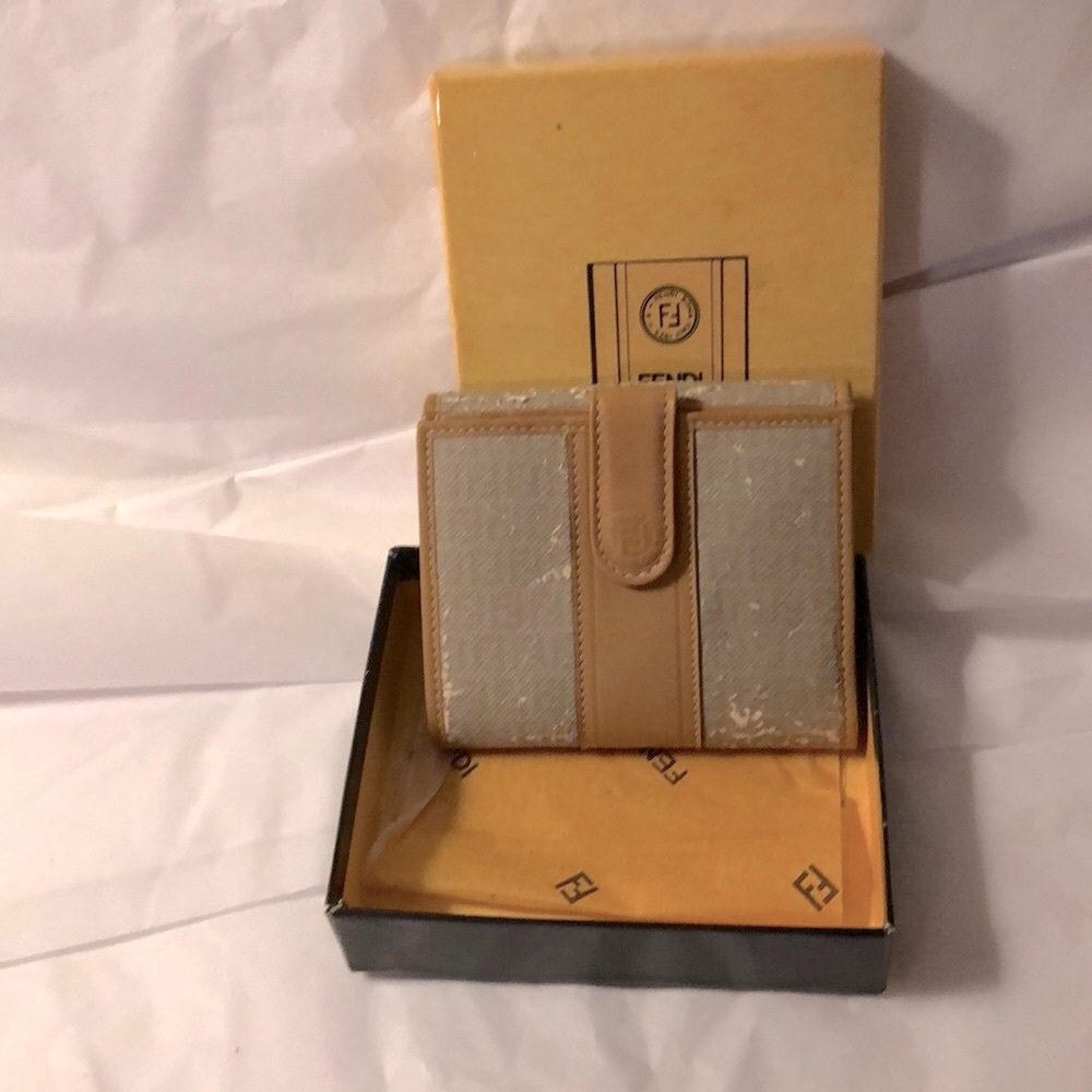 Fendi authentic women’s wallet